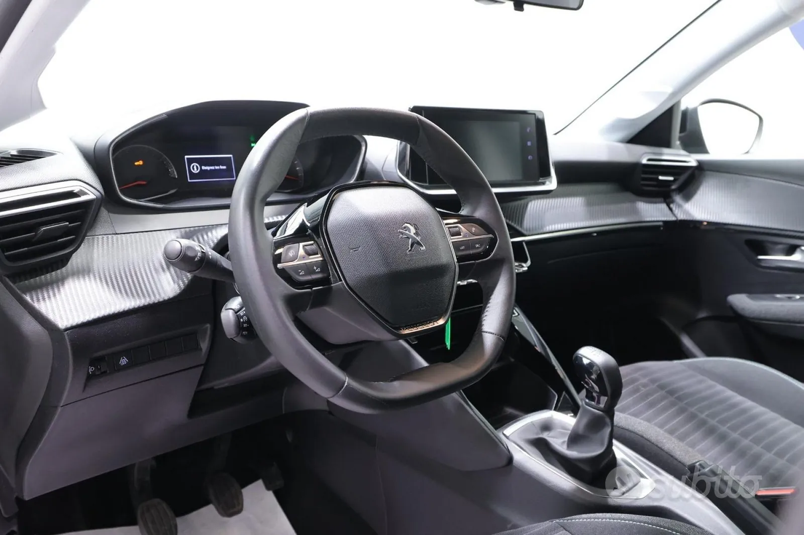 Peugeot 208 2023 photo 5