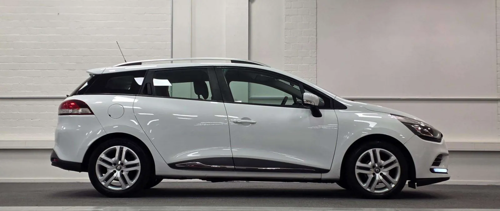 Renault Clio Estate 2017 photo 5