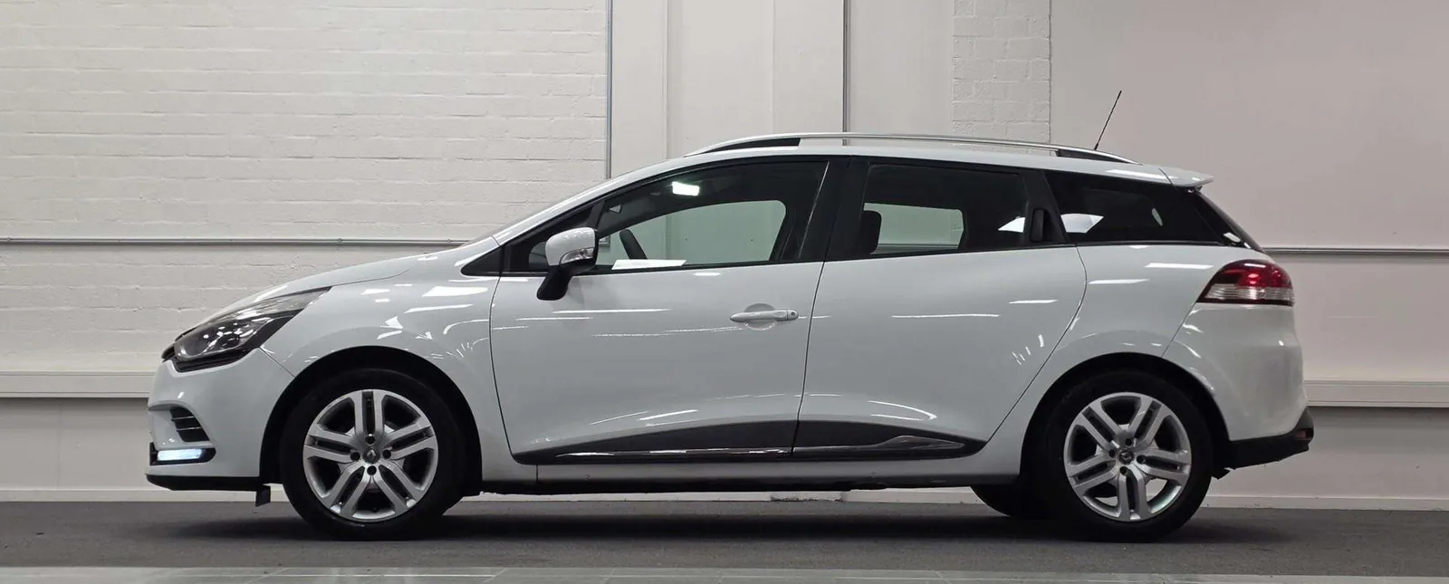 Renault Clio Estate 2017 photo 4