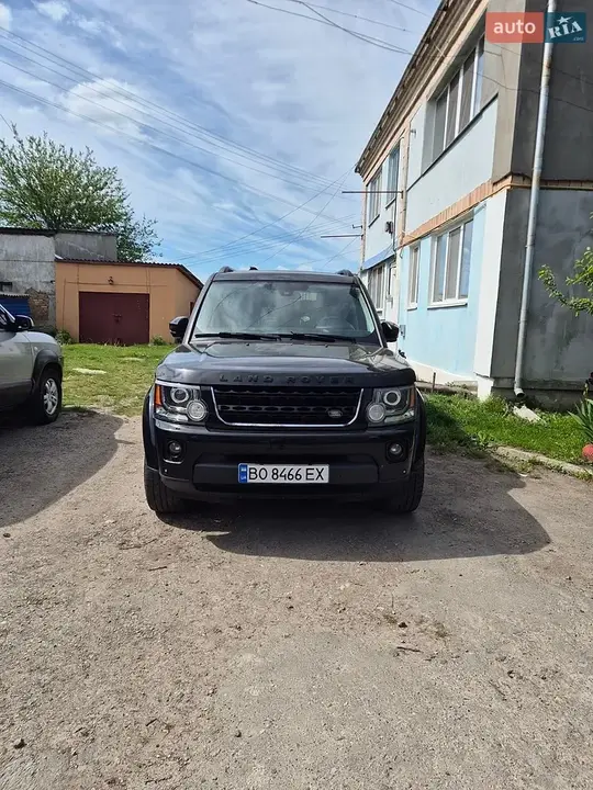 Land Rover Discovery 2016 photo 2