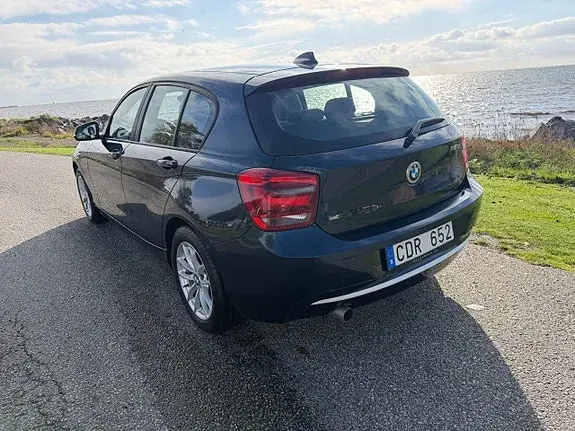 BMW 118D 2012 photo 3