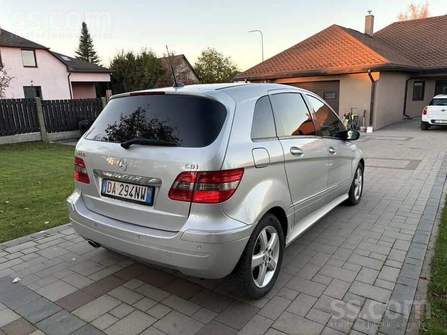 Mercedes-Benz B200 2006 photo 4