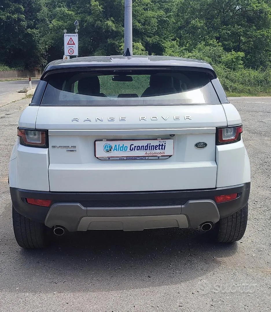 Land Rover Range Rover Evoque 2017 photo 4