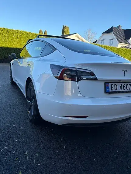 Tesla Model 3 2021 photo 4
