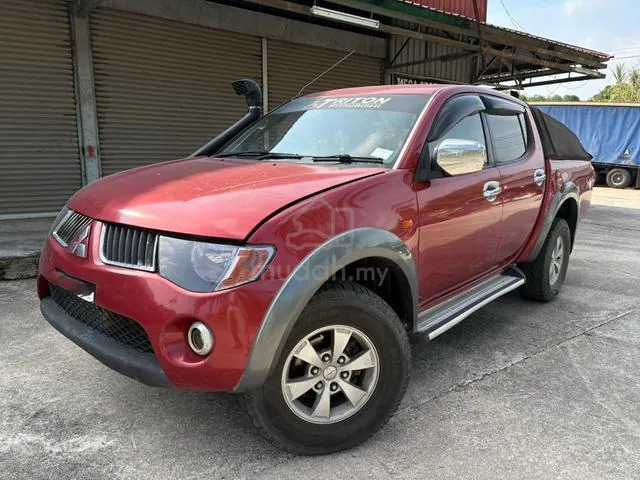 Mitsubishi Triton