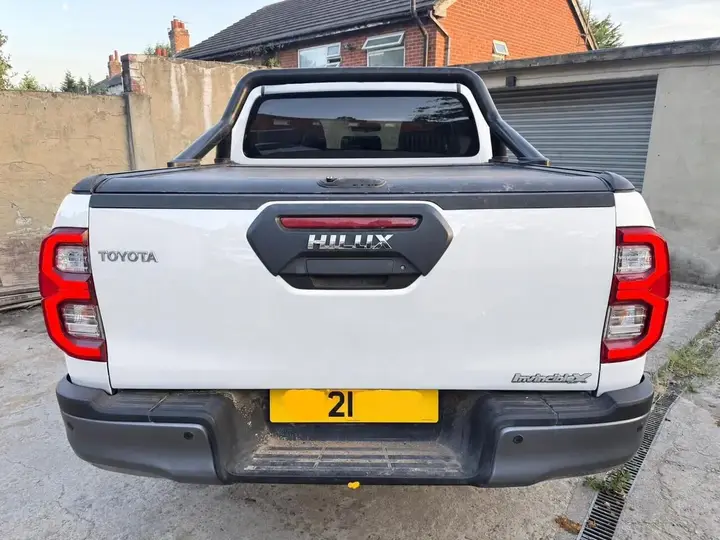 Toyota Hilux 2021 photo 5