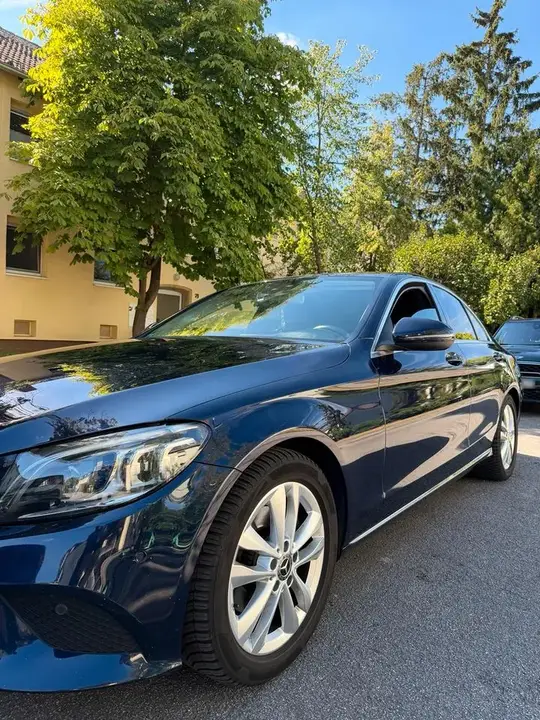 Mercedes-Benz C 220 D