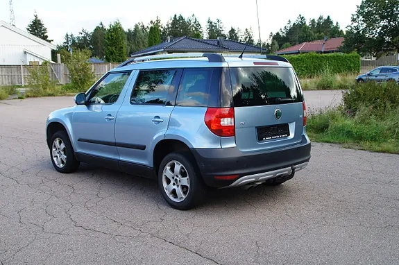 Skoda Yeti 2013 photo 2