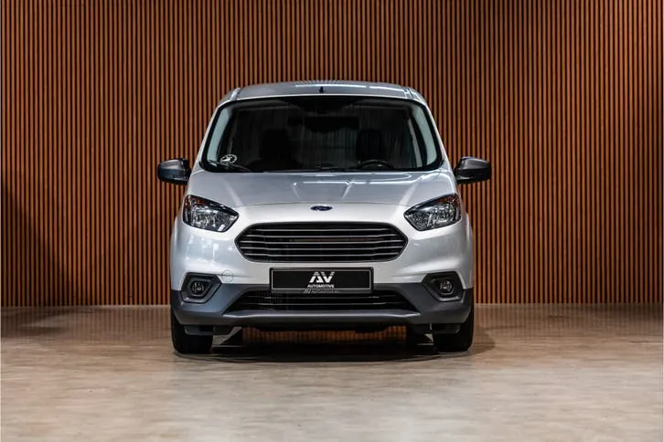 Ford Transit Courier 2022 photo 2