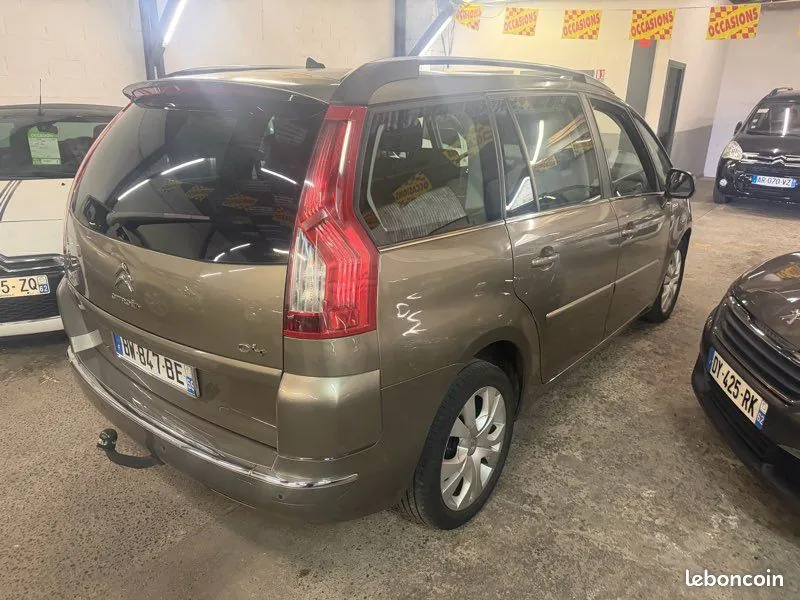 Citroen C4 Picasso 2011 photo 4