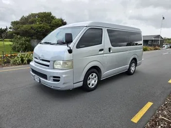 Toyota Hiace 2005 photo 4