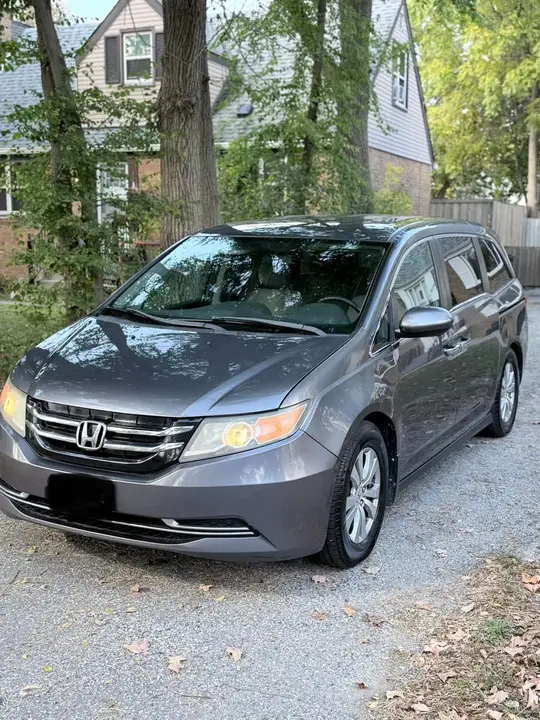 Honda Odyssey 2016 photo 2