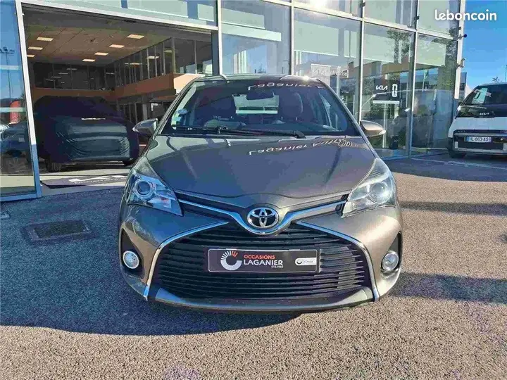 Toyota Yaris 2016 photo 5