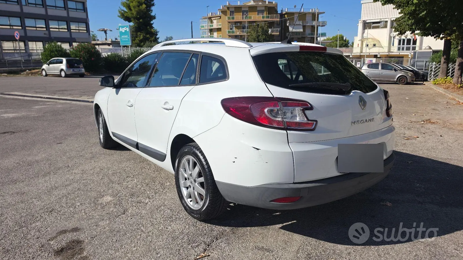 Renault Megane 2011 photo 4