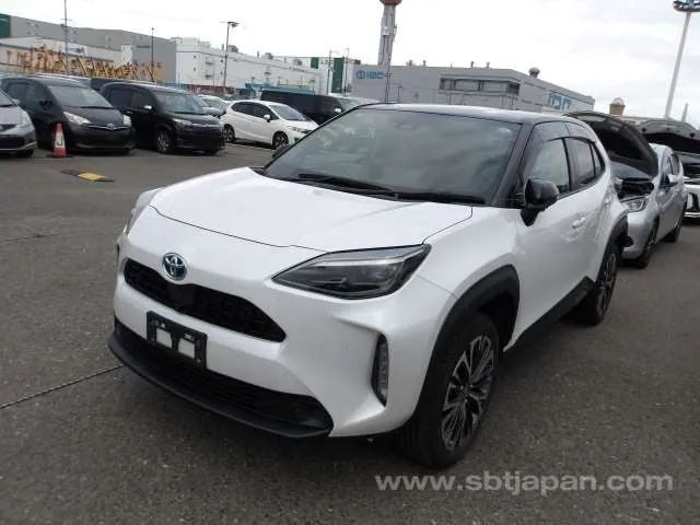 Toyota Yaris Cross Hybrid Z 2023 photo 2