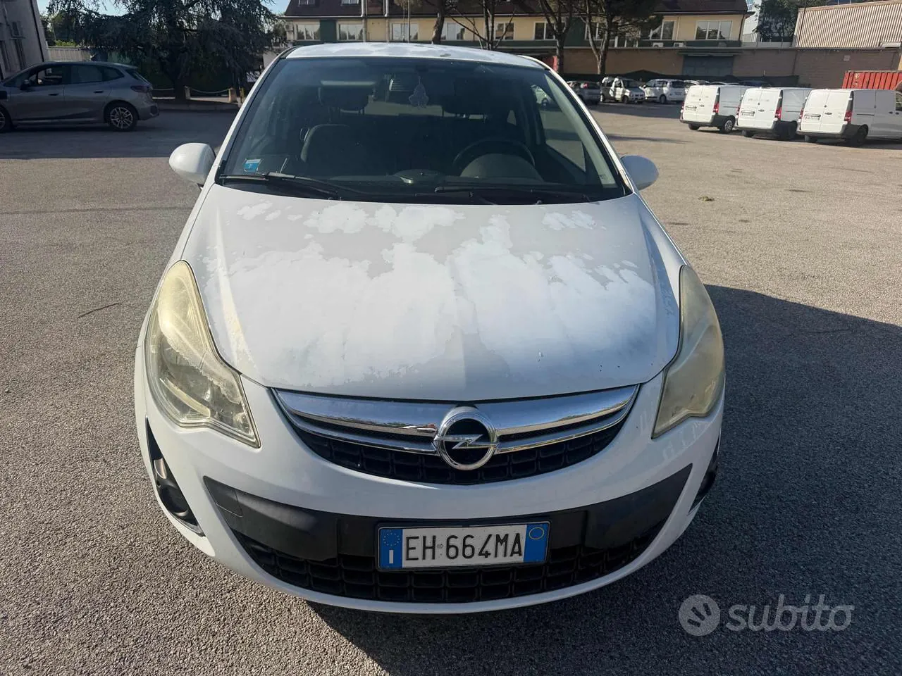 Opel Corsa 2011 photo 2