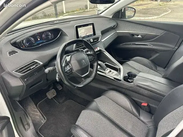 Peugeot 5008 2019 photo 5