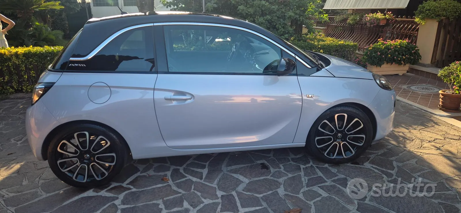 Opel Adam