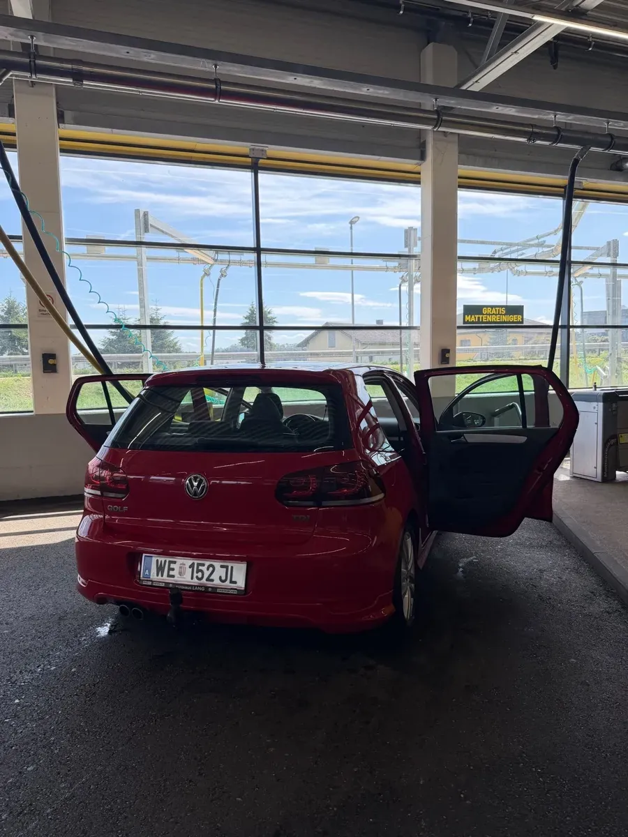 Volkswagen Golf 2009 photo 3