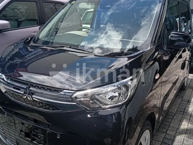 Mitsubishi Ek Wagon 2023 photo 2