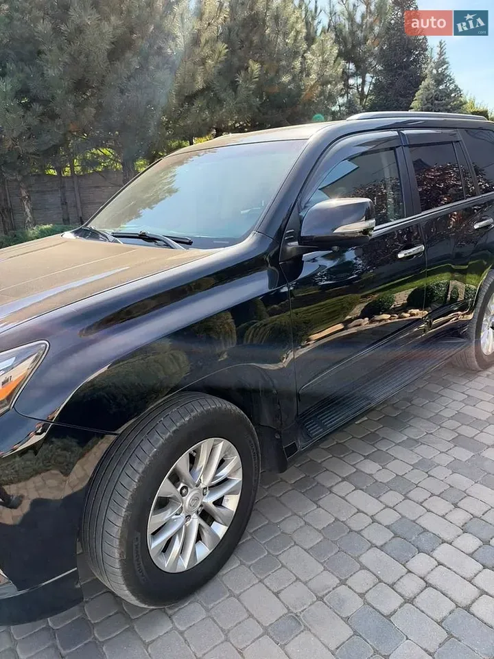 Lexus Gx 2018 photo 2
