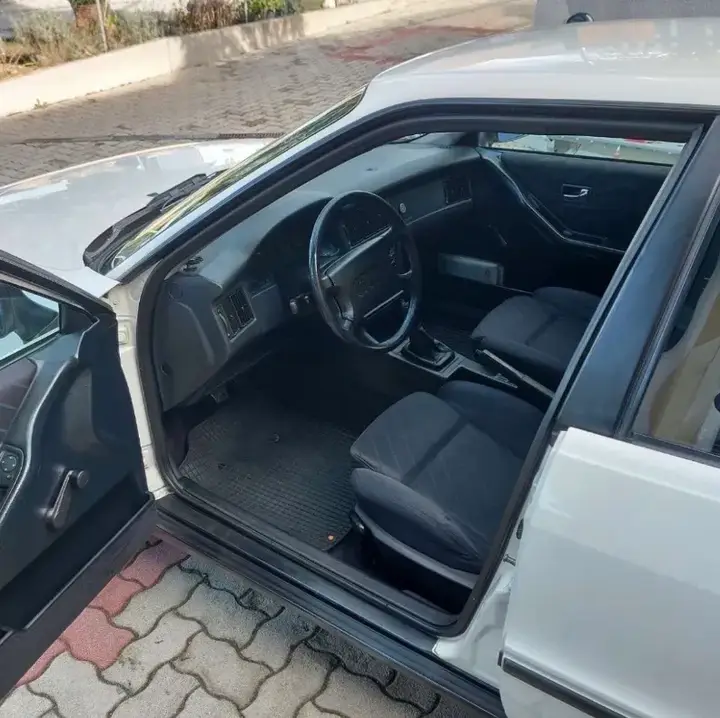 Audi 80 1992 photo 3