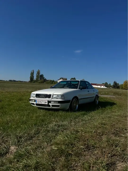 Audi 80