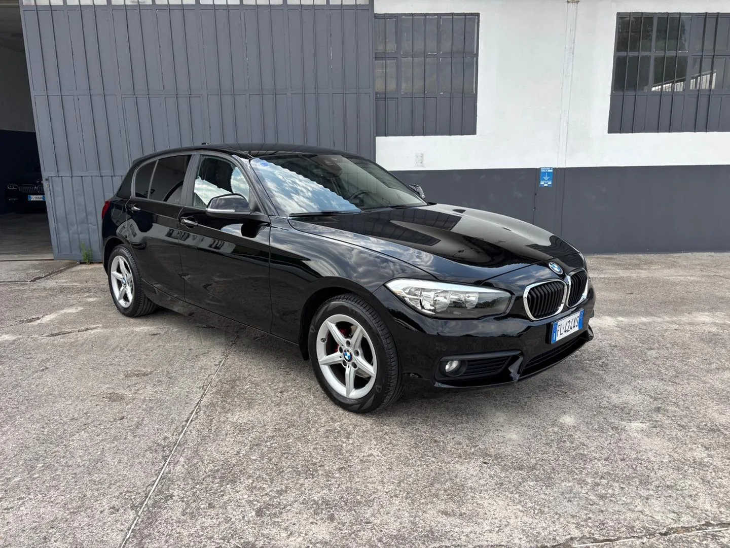 BMW 116D 2017 photo 2
