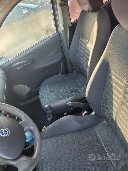 Fiat Punto 2005 photo 4