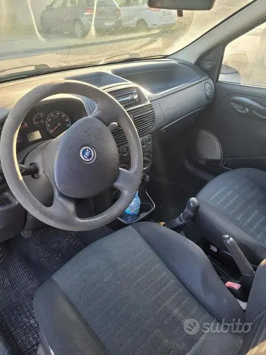 Fiat Punto 2005 photo 5
