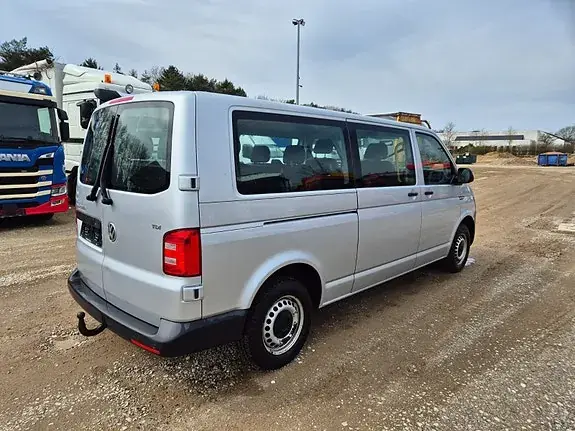 Volkswagen Transporter 2018 photo 4