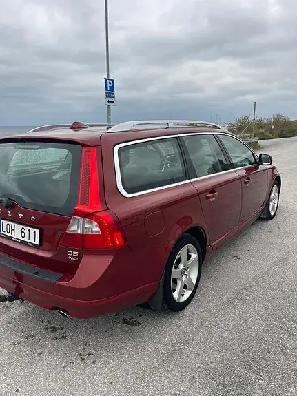 Volvo V70 2011 photo 4