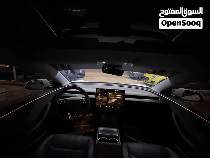 Tesla Model 3 2024 photo 2