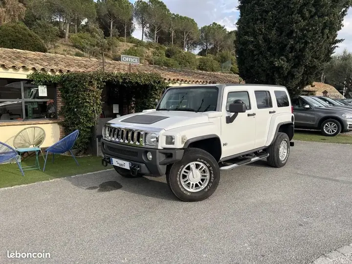 Hummer H3