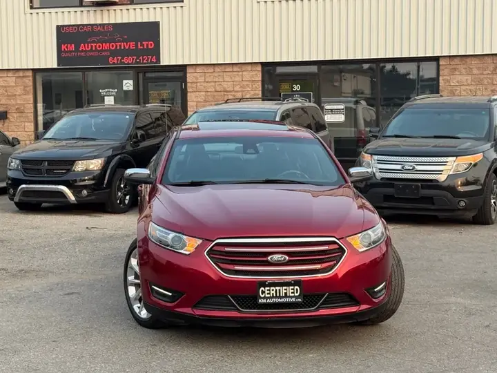 Ford Taurus 2017 photo 2