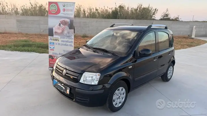 Fiat Panda 2010 photo 2