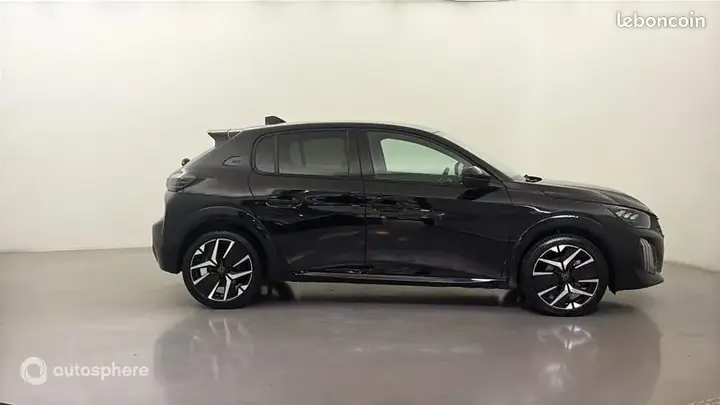 Peugeot 208 2025 photo 4