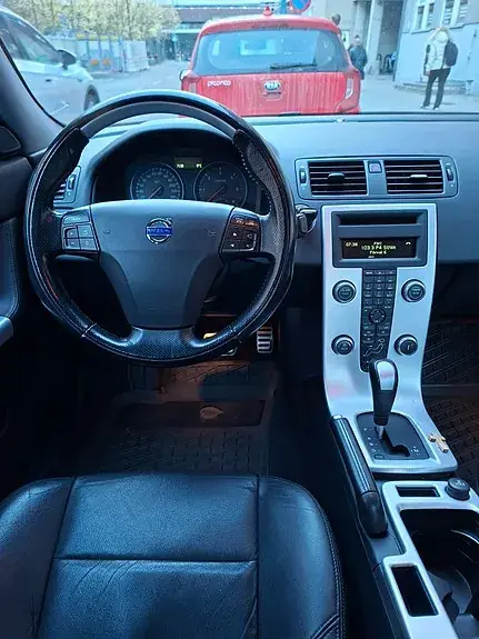 Volvo S40 2012 photo 4