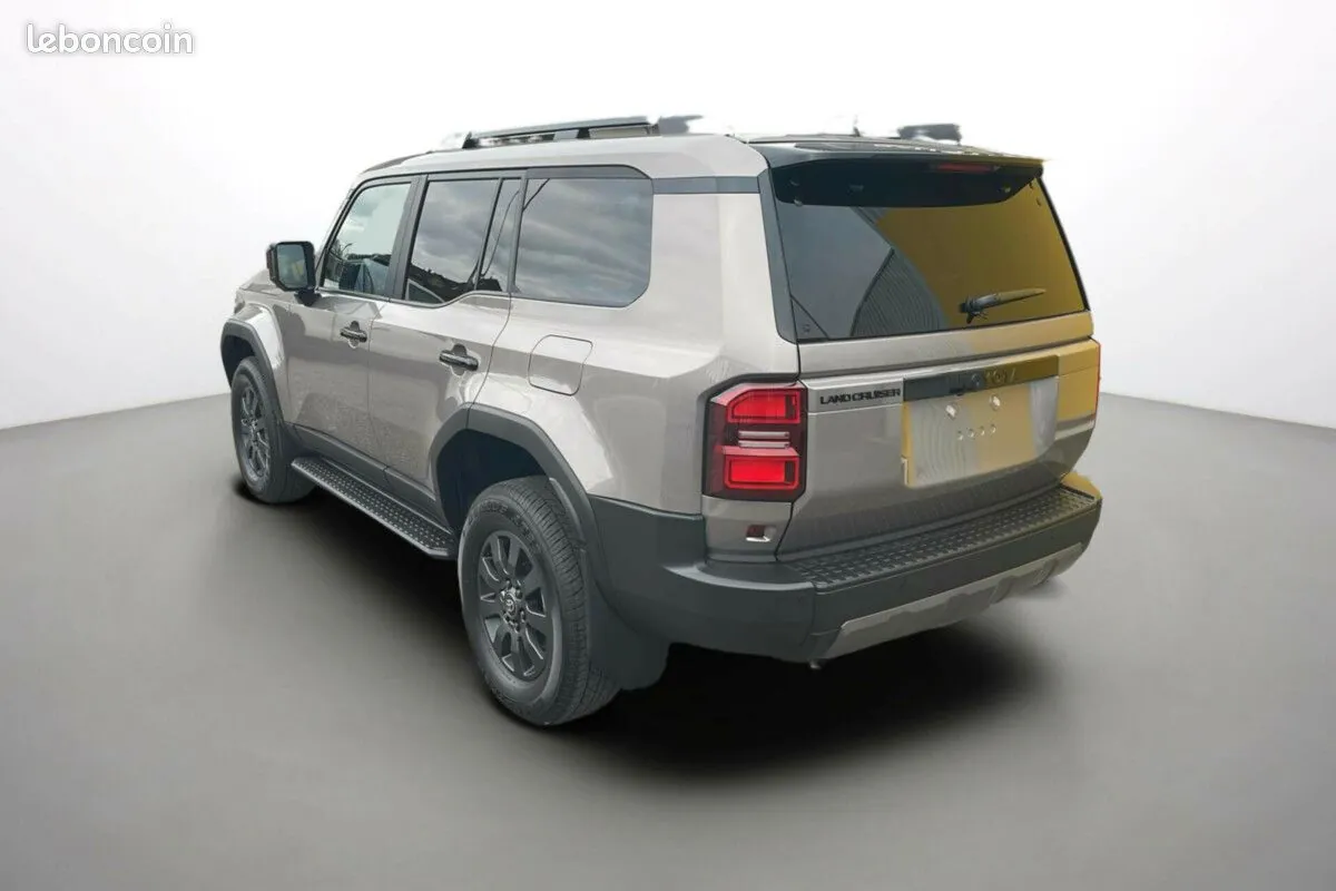 Toyota Land Cruiser 2026 photo 2