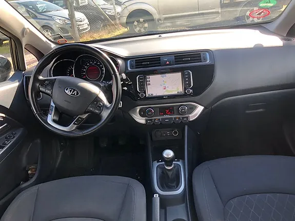 Kia Rio 2016 photo 4