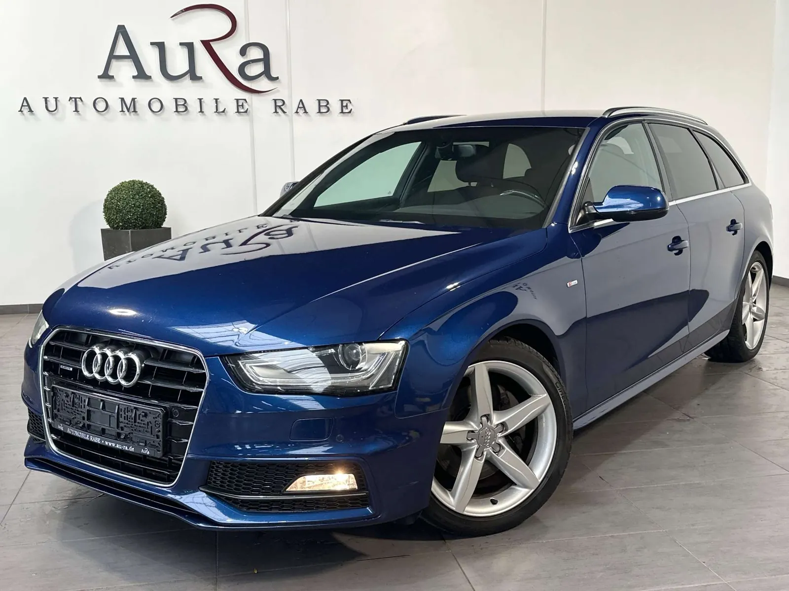Audi A4 Avant 2014 photo 2