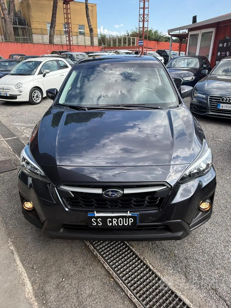 Subaru Xv 2018 photo 2