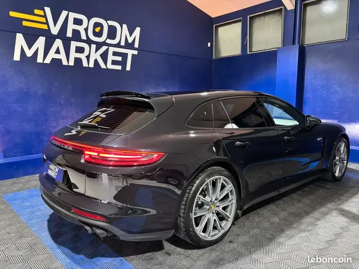 Porsche Panamera 2019 photo 3