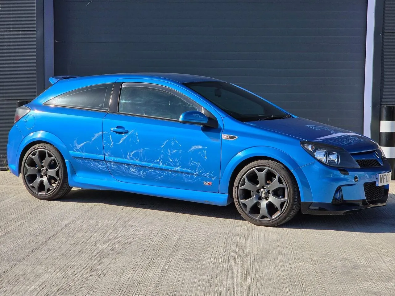 Vauxhall Astra 2006 photo 2