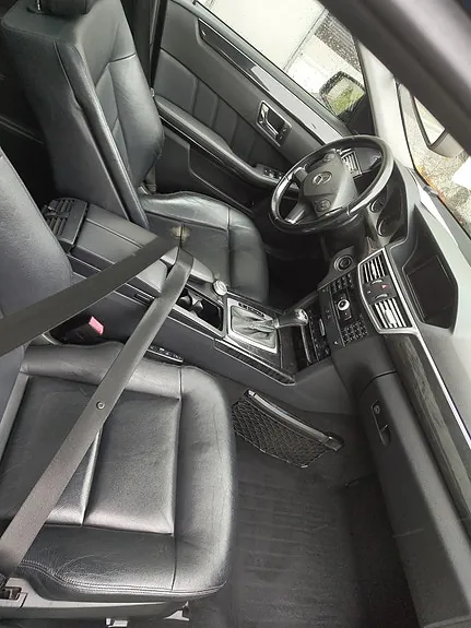 Mercedes-Benz E220 D 2009 photo 4