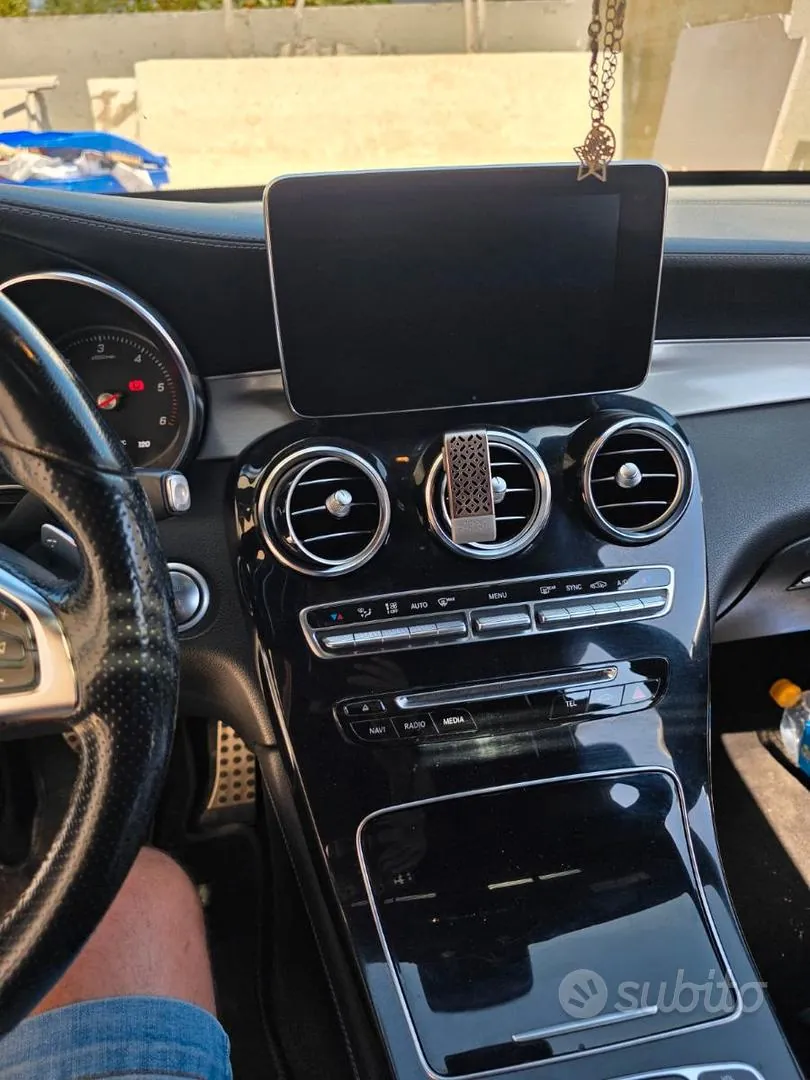 Mercedes-Benz Glc 2018 photo 3