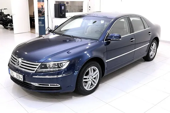 Volkswagen Phaeton 2012 photo 5