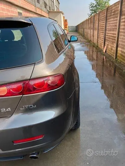 Alfa Romeo 159 2006 photo 5