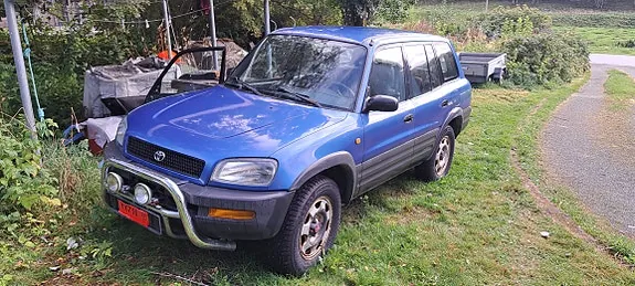 Toyota Rav4 1996 photo 2