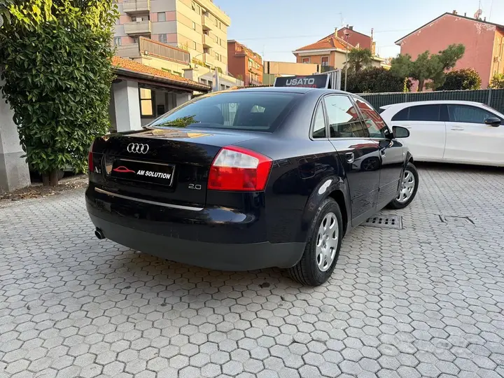 Audi A4 2001 photo 3